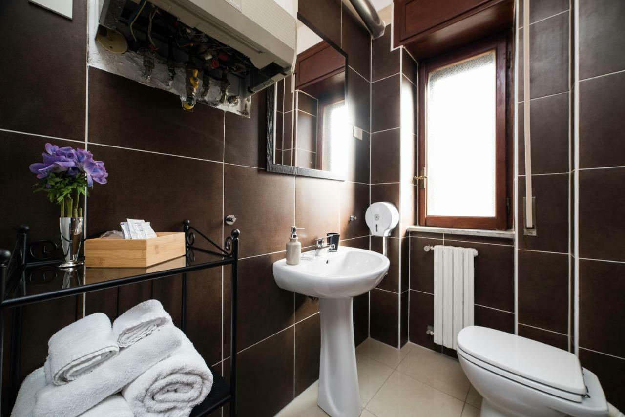 סלרנו B&B In Centro 33 מראה חיצוני תמונה